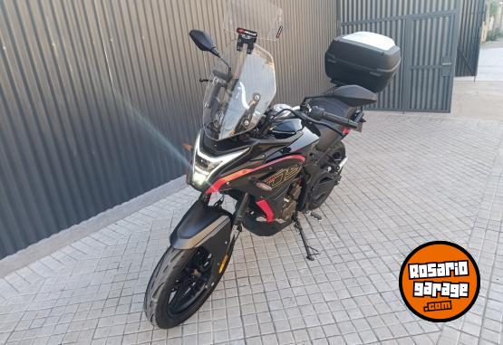 Motos - Voge DS 300 2024 Nafta 5700Km - En Venta