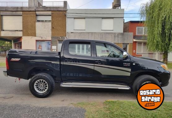 Camionetas - Toyota HILUX 4X2 C/D SR 3 2006 Diesel 302000Km - En Venta