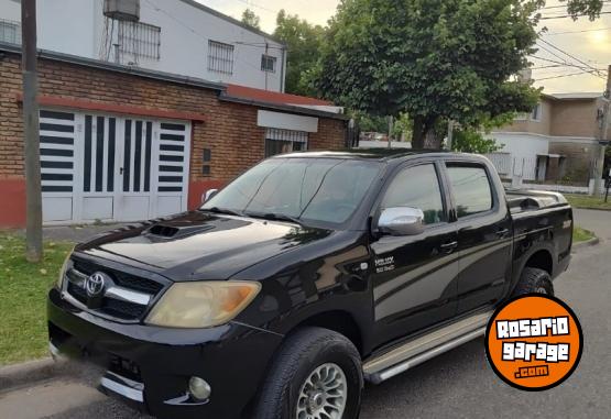 Camionetas - Toyota HILUX 4X2 C/D SR 3 2006 Diesel 302000Km - En Venta