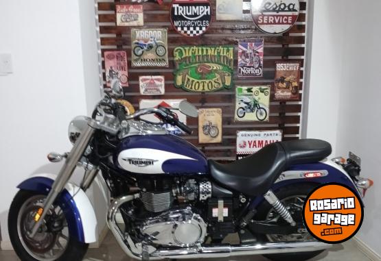 Motos - Triumph Amrica 900cc 2013 Nafta 9000Km - En Venta