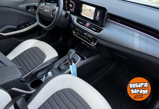 Autos - Kia K3 Cross GT Line 2025 Nafta 900Km - En Venta