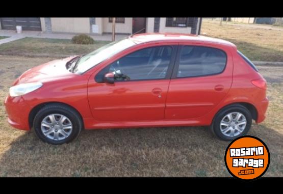 Autos - Peugeot 207 compact active 1.4 N 2014 GNC 132000Km - En Venta