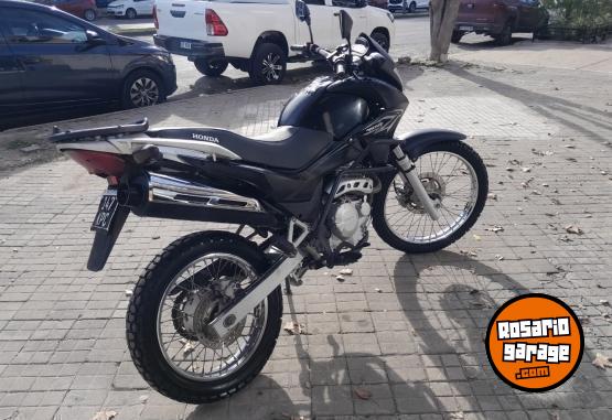Motos - Honda Falcon 400 NX 2014 Nafta 29000Km - En Venta