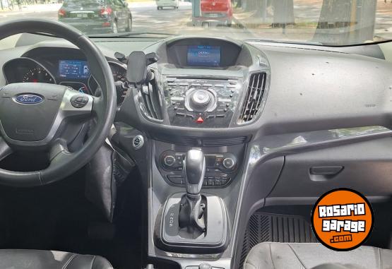 Camionetas - Ford Kuga 1.6 ecoboost 2014 Nafta 162000Km - En Venta