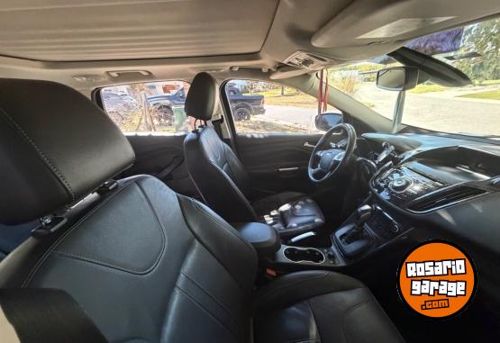 Camionetas - Ford Kuga 1.6 ecoboost 2014 Nafta 165000Km - En Venta