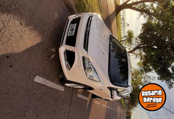 Autos - Ford Kuga 1.6 ecoboost 2014 Nafta 168000Km - En Venta