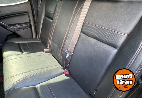 Camionetas - Ford RANGER DC 4X4 FX4 AT 3.2 2022 Nafta 146000Km - En Venta