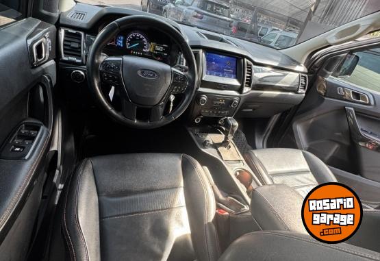 Camionetas - Ford RANGER DC 4X4 FX4 AT 3.2 2022 Nafta 146000Km - En Venta