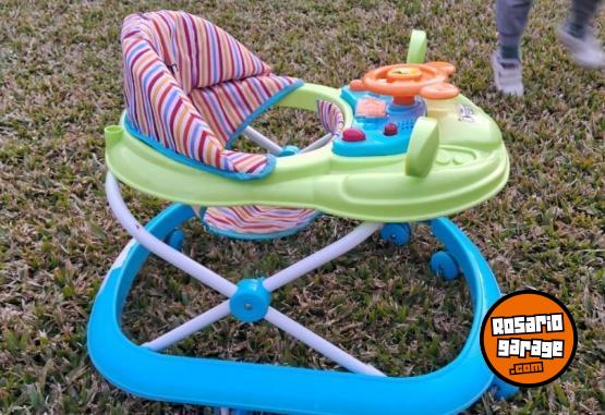 Artculos para beb - Andador musical - En Venta