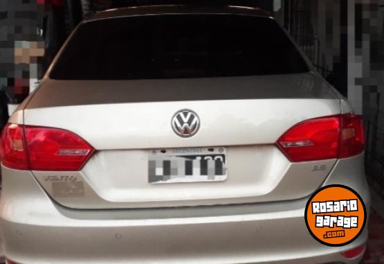 Autos - Volkswagen Vento 2013 GNC 200000Km - En Venta