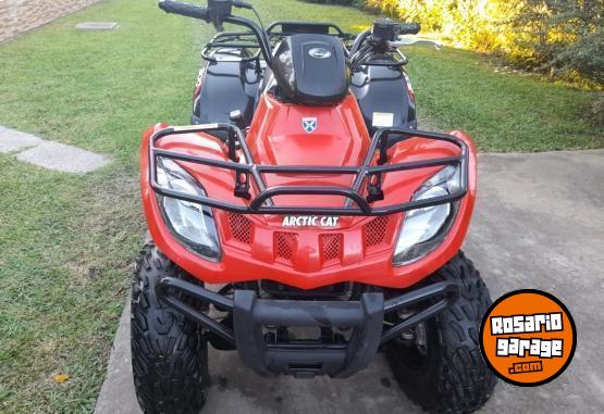 Cuatris y UTVs - Otra marca DVX PARRILLERO 2015  2850Km - En Venta