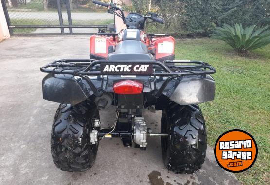Cuatris y UTVs - Otra marca DVX PARRILLERO 2015  2850Km - En Venta