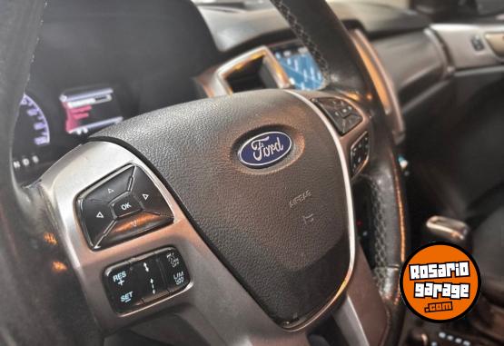 Camionetas - Ford Ranger Limited 4x4 AT 2020 Diesel 140000Km - En Venta