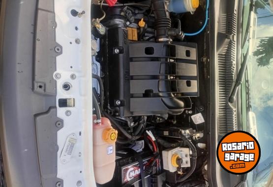 Camionetas - Fiat working 1.4 8 vlvulas 2015 GNC 93000Km - En Venta
