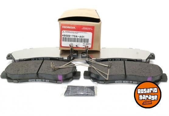 Accesorios para Autos - HONDA PASTILLAS DE FRENOS DELANTERAS CR-V 2.4 K24 2WD 12-16 45022-T0A-A01 - En Venta