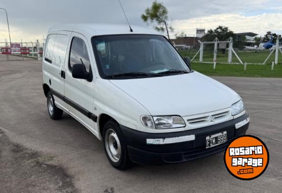 Utilitarios - Peugeot Partner 2006 Diesel 382000Km - En Venta