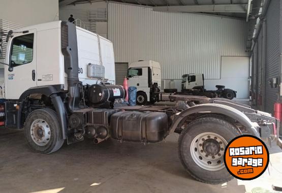 Camiones y Gras - VOLKSWAGEN 17280 TRACTOR C/ CABINA DORMITORIO - En Venta