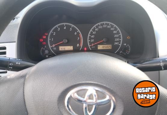 Autos - Toyota Corolla 2012 Nafta 185000Km - En Venta