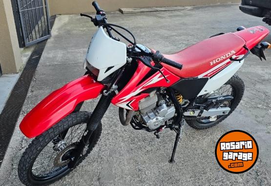 Motos - Honda XR Tornado 2017 Nafta 30759Km - En Venta