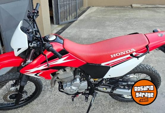 Motos - Honda XR Tornado 2017 Nafta 30759Km - En Venta