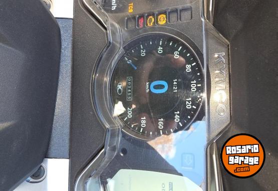 Motos - Kymco Downtown 350i 2023 Nafta 3500Km - En Venta