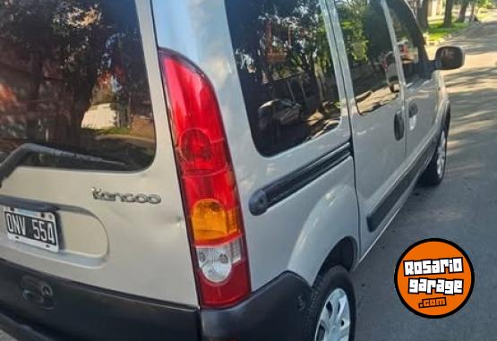 Utilitarios - Renault KANGOO PH3 AUTH. PLUS 1.6 2015 GNC 185000Km - En Venta