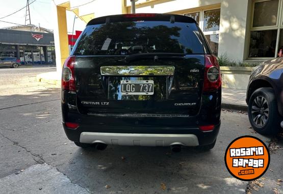 Camionetas - Chevrolet CAPTIVA 2.2 LTZ AT DIESEL 2012 Diesel 190000Km - En Venta