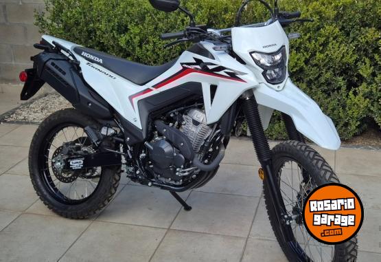Motos - Honda XR Tornado 300 2025 Nafta 0Km - En Venta