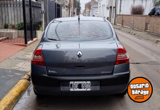 Autos - Renault MEGANE CONF 2010 Nafta 240000Km - En Venta