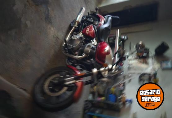 Motos - Royal Enfield Super meteor 650 celestia 2024 Nafta 6000Km - En Venta