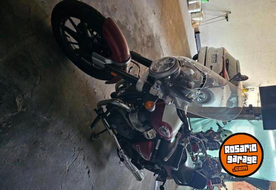 Motos - Royal Enfield Super meteor 650 celestia 2024 Nafta 6000Km - En Venta