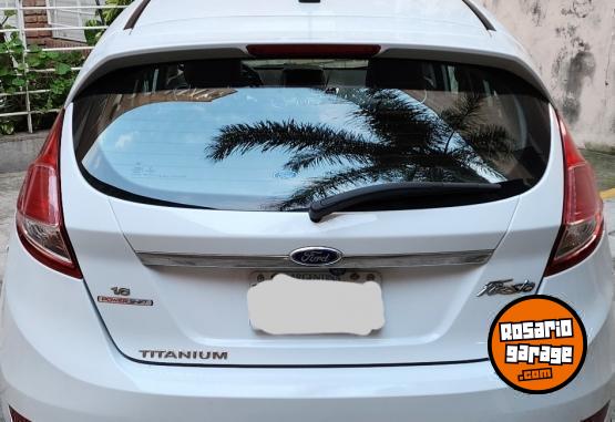 Autos - Ford Fiesta KD 2015 Nafta 120700Km - En Venta