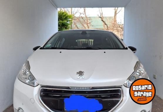Autos - Peugeot 208 2016 Nafta 90000Km - En Venta