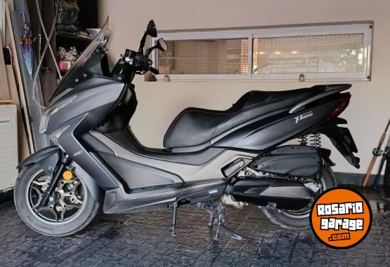 Motos - Kymco X-TOWN 250i 2021 Nafta 12000Km - En Venta