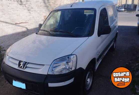 Utilitarios - Peugeot partner 2010 Diesel 125000Km - En Venta