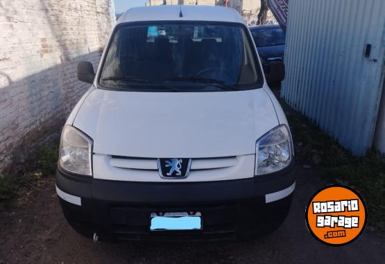 Utilitarios - Peugeot partner 2010 Diesel 125000Km - En Venta