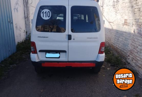 Utilitarios - Peugeot partner 2010 Diesel 125000Km - En Venta