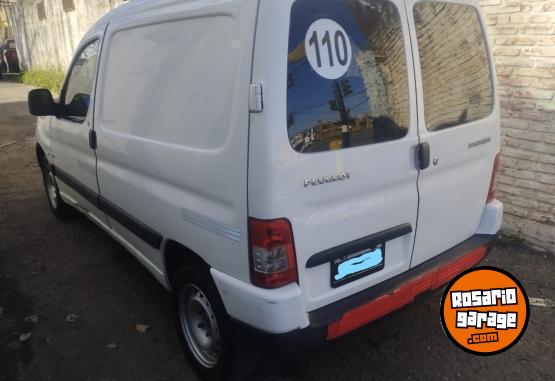 Utilitarios - Peugeot partner 2010 Diesel 125000Km - En Venta