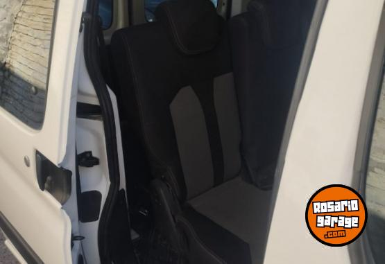 Utilitarios - Peugeot partner 2010 Diesel 125000Km - En Venta