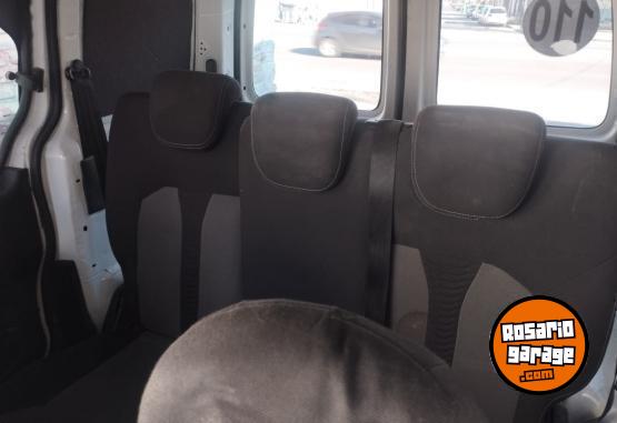 Utilitarios - Peugeot partner 2010 Diesel 125000Km - En Venta