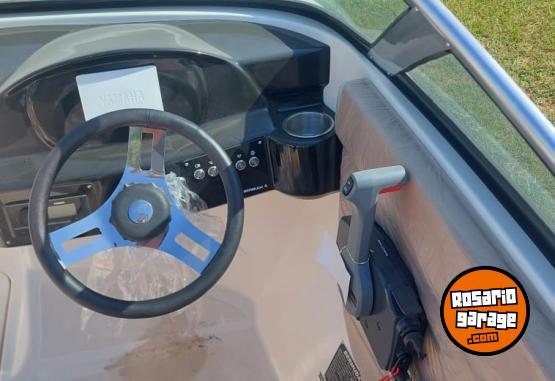 Embarcaciones - BERMUDA DISCOVERY 190 CON MOTOR MARCA YAMAHA DE 150 HP 4T - En Venta