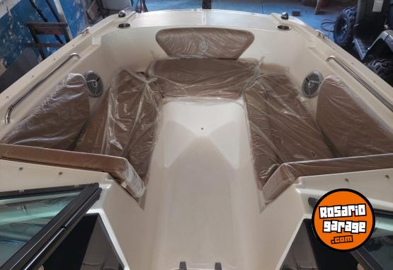 Embarcaciones - BERMUDA DISCOVERY 190 CON MOTOR MARCA YAMAHA DE 150 HP 4T - En Venta