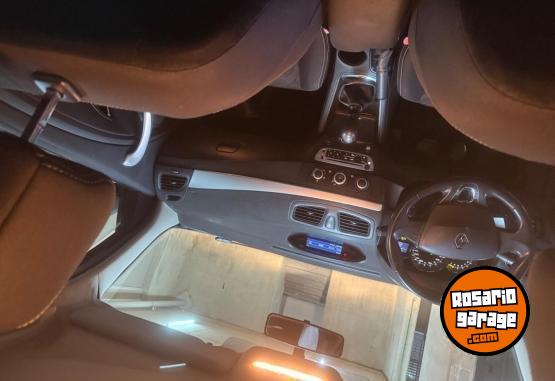 Autos - Renault Fluence dinamique 2.0 2013 Nafta 140000Km - En Venta