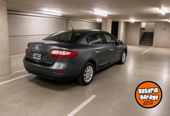 Autos - Renault Fluence dinamique 2.0 2013 Nafta 140000Km - En Venta