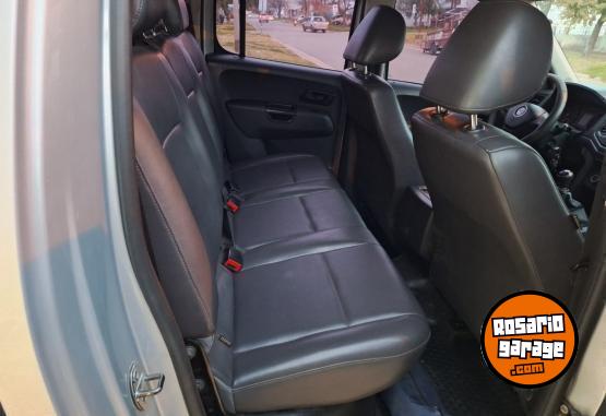 Camionetas - Volkswagen AMAROK TRENDLINE 140CV 2018 Diesel 215000Km - En Venta