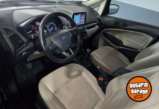 Autos - Ford Eco sport titanium 2019 Nafta 60200Km - En Venta