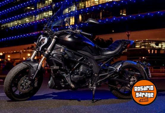 Motos - Benelli 502c 2023 Nafta 10000Km - En Venta