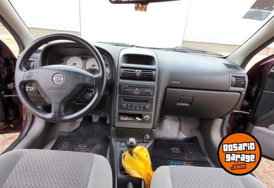 Autos - Chevrolet Astra cd 2.0 16v 2003 Nafta 212000Km - En Venta