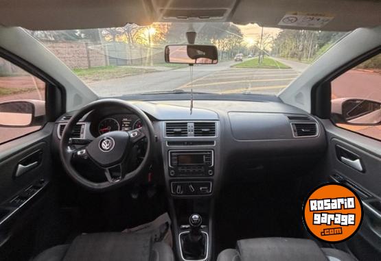 Autos - Volkswagen Suran TrendLine 2017 Nafta 104000Km - En Venta