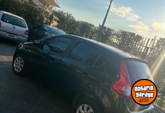 Autos - Fiat PALIO ATTRACTIVE 2012 GNC 180000Km - En Venta